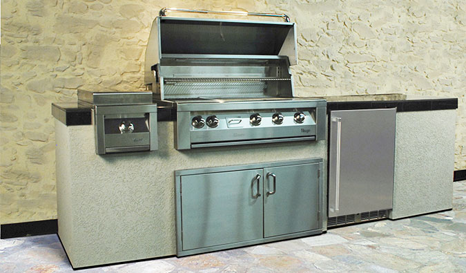 Vintage provides a complete ensemble of fine outdoor kitchen appliances